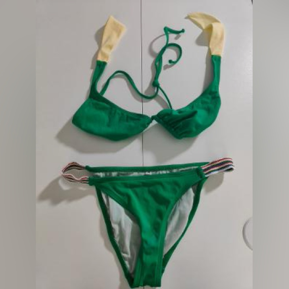 Lisa Curran two piece swimsuit never used